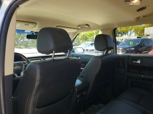 Used 2018 Ford Flex Limited image 14