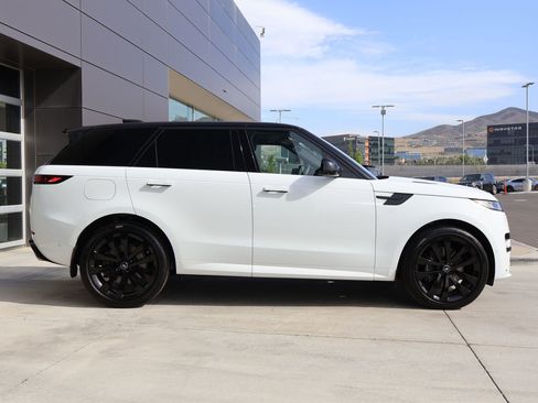 Certified 2025 Land Rover Range Rover Sport Dynamic SE AWD/4WD image 5