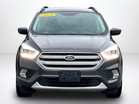 Used 2018 Ford Escape SEL w/ Canadian Touring Package image 2