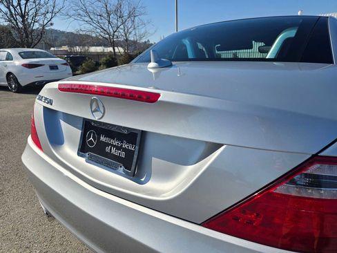 Used 2014 Mercedes-Benz SLK 350 image 13