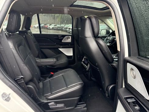 Certified 2024 Lincoln Aviator Reserve w/ Equipment Group 201A AWD/4WD image 25