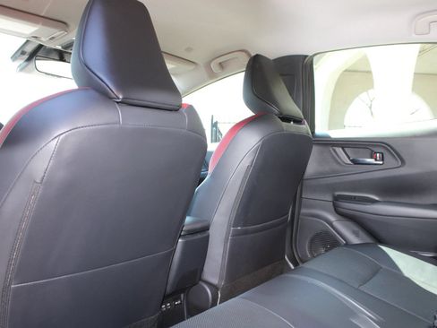 Used 2023 Toyota Prius Prime FWD image 23
