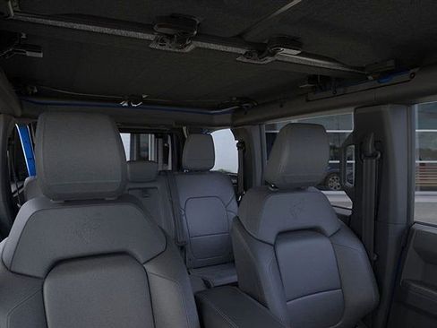 New 2025 Ford Bronco Badlands image 12