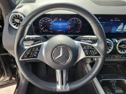 Certified 2025 Mercedes-Benz GLA 250 image 28