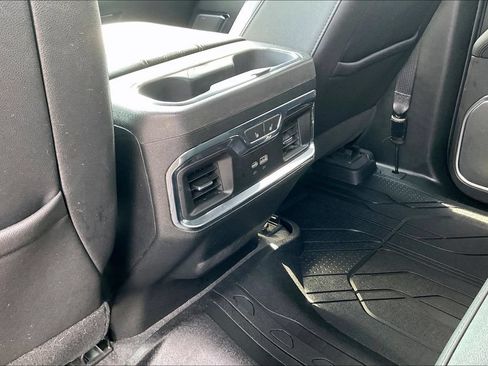 Used 2024 Chevrolet Silverado 1500 High Country w/ Technology Package AWD/4WD image 12