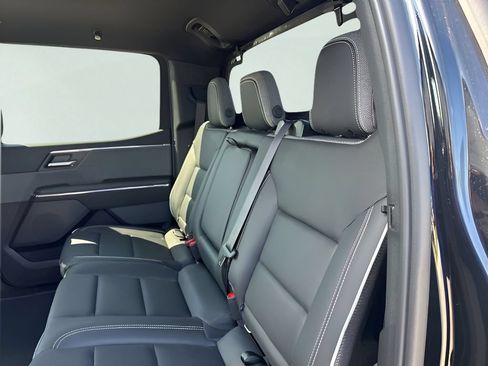 New 2026 GMC Sierra EV Elevation w/ Premium Package AWD/4WD image 19