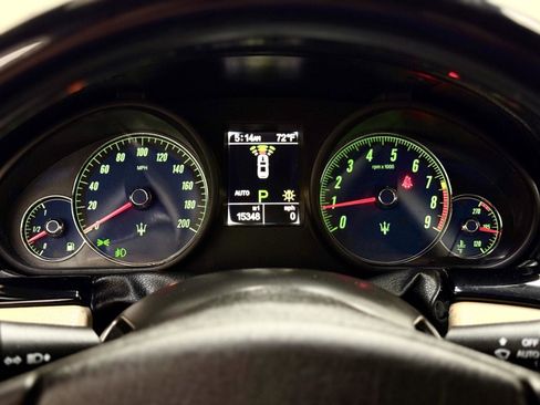 Used 2011 Maserati GranTurismo Convertible RWD image 19