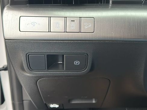 Used 2026 Hyundai Kona SE FWD image 20