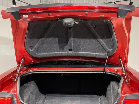 Used 2014 Dodge Challenger SXT image 43