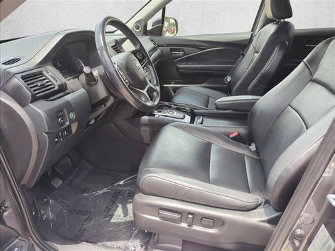 Used 2022 Honda Pilot Touring image 15