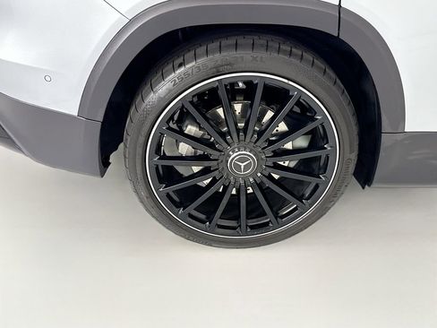 Certified 2026 Mercedes-Benz GLB 35 AMG 4MATIC image 32