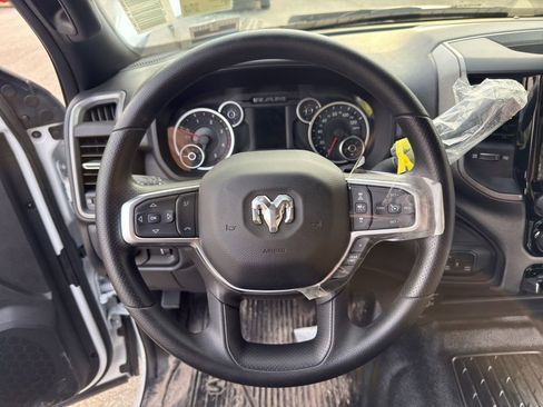 Used 2025 RAM 3500 Tradesman w/ Chrome Appearance Group image 19