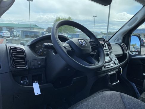 New 2025 RAM ProMaster 2500 w/ Convenience Group image 5