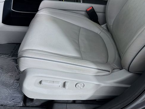 Used 2024 Honda Odyssey Elite image 21