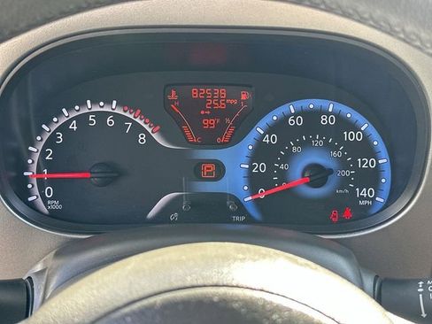 Used 2013 Nissan Cube 1.8 SL w/ SL Preferred Pkg image 10