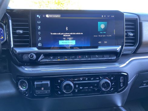 Used 2024 Chevrolet Silverado 2500 High Country w/ High Country Premium Package image 26