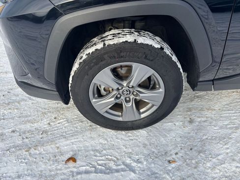 Used 2025 Toyota RAV4 LE image 28