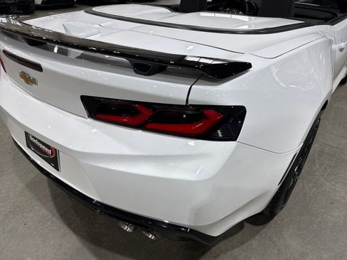 Used 2018 Chevrolet Camaro SS image 48