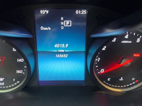 Used 2019 Mercedes-Benz C 300 Sedan image 57
