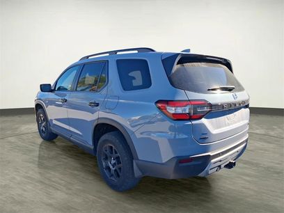 Certified 2025 Honda Pilot TrailSport
