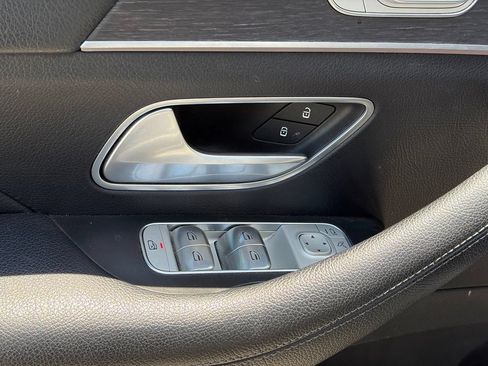Used 2020 Mercedes-Benz GLE 350 image 6