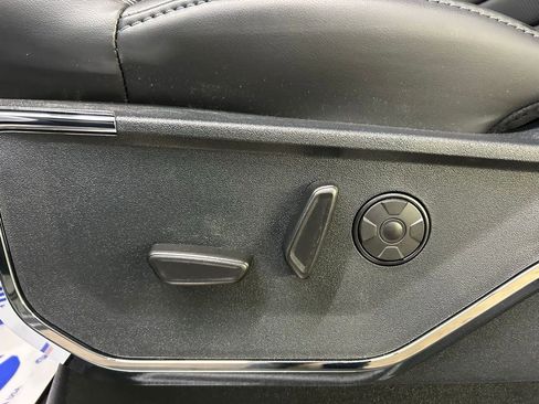 New 2026 Ford F250 Platinum AWD/4WD image 17