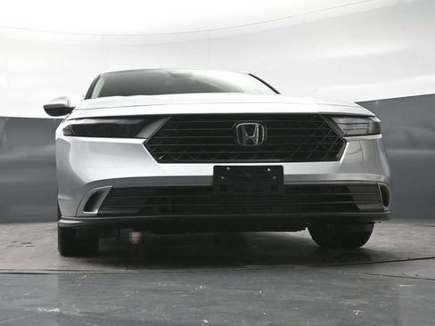 Used 2024 Honda Accord EX image 24
