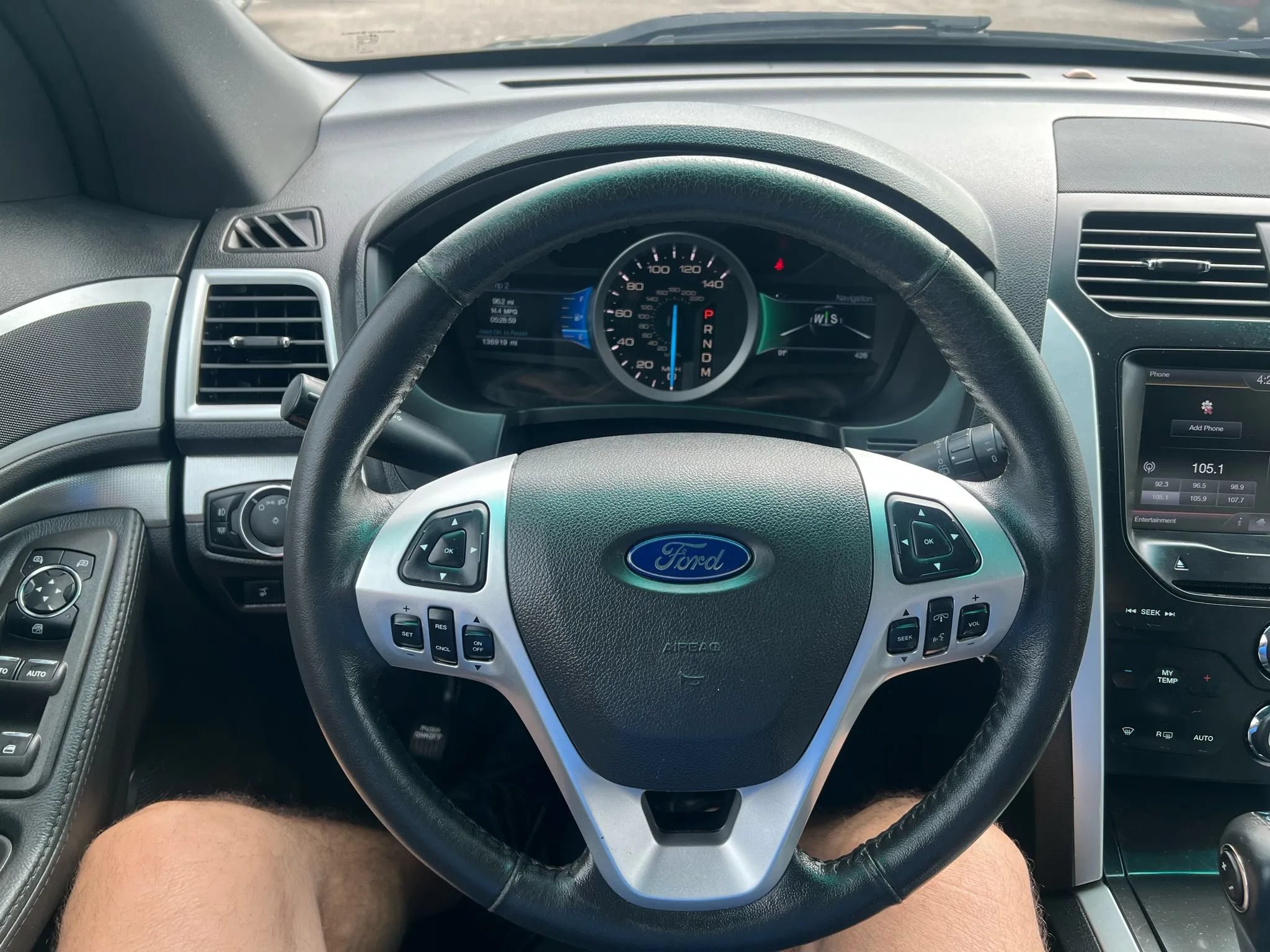 Used 2015 Ford Explorer XLT w/ Equipment Group 202B AWD/4WD image 7