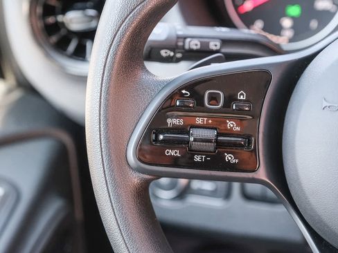 Used 2024 Mercedes-Benz Sprinter 2500 image 17