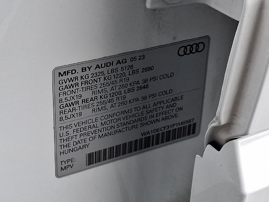 Used 2023 Audi Q3 2.0T Premium w/ Black Optic Sport Package AWD/4WD image 27