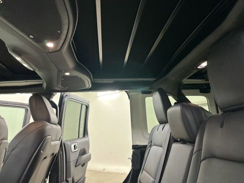 New 2026 Jeep Wrangler Unlimited Sahara AWD/4WD image 26