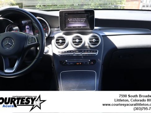 Used 2018 Mercedes-Benz GLC 300 4MATIC image 9