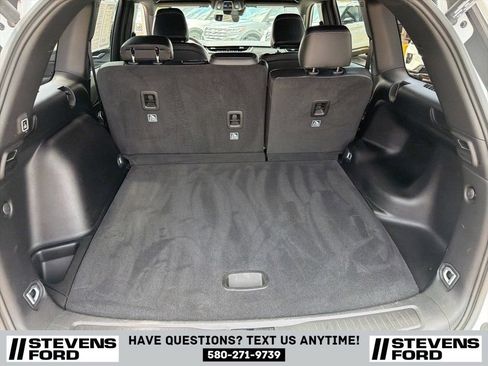 Used 2025 Jeep Grand Cherokee Altitude AWD/4WD image 31
