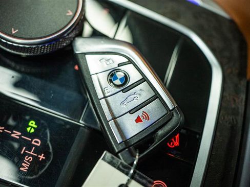 Used 2019 BMW X5 xDrive40i w/ M Sport Package image 25