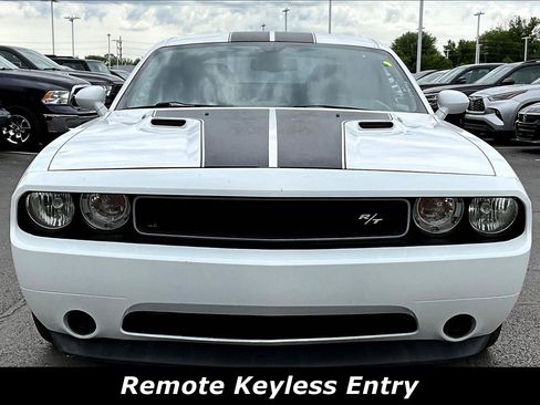 Used 2012 Dodge Challenger R/T w/ Sound Group II RWD image 2