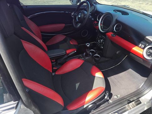 Used 2012 MINI Cooper John Cooper Works w/ Technology Pkg FWD image 2