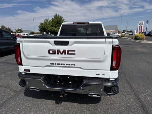 Used 2021 GMC Sierra 1500 SLT w/ SLT Premium Plus Package image 6