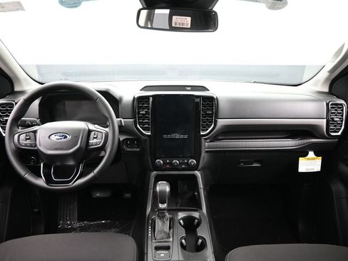 New 2025 Ford Ranger XLT w/ FX4 Off-Road Package AWD/4WD image 32