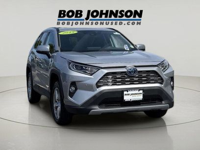 Used 2019 Toyota RAV4 Limited w/ Carpet Mat Package