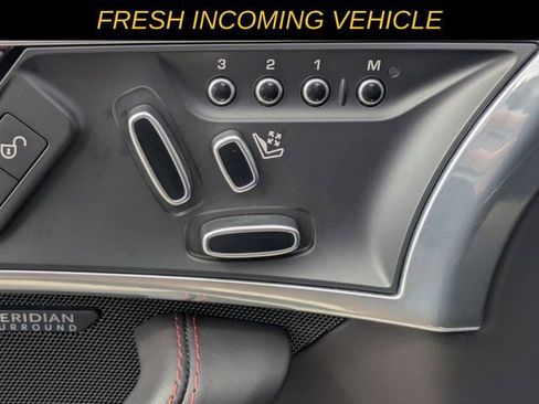 Used 2019 Jaguar F-TYPE Coupe RWD image 13
