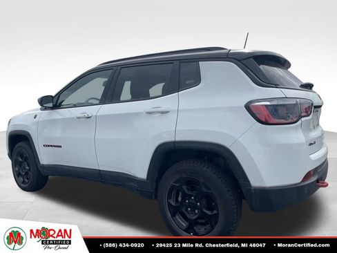 Used 2023 Jeep Compass Trailhawk w/ Trailhawk Convenience Group AWD/4WD image 5