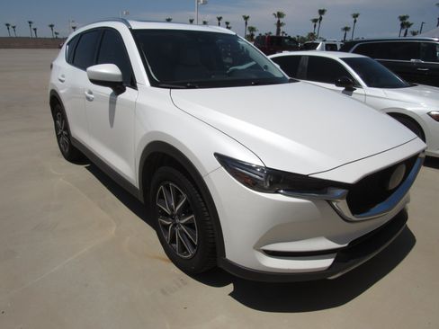 Used 2018 MAZDA CX-5 Grand Touring FWD image 2