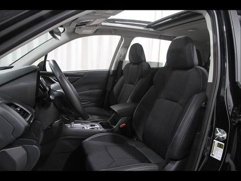 Used 2023 Subaru Forester Premium AWD/4WD image 5