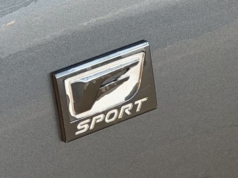 Used 2016 Lexus GS 200t RWD image 31