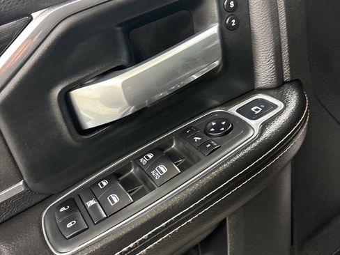 Used 2020 RAM 2500 Laramie w/ Night Edition image 19