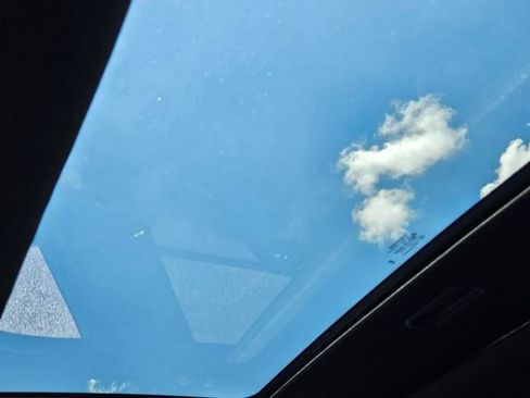 New 2025 Jeep Grand Cherokee L Laredo image 5