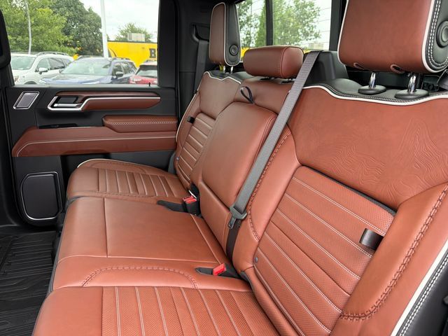 New 2026 GMC Sierra 3500 Denali Ultimate AWD/4WD image 21