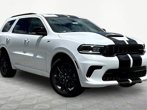 Used 2024 Dodge Durango GT AWD/4WD image 3