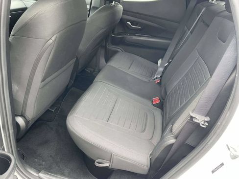 Certified 2024 Hyundai Santa Cruz SEL FWD image 10