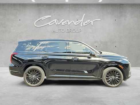Used 2025 Hyundai Palisade Calligraphy AWD/4WD image 17